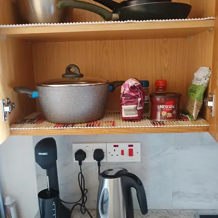 Larnaca Bay Maisonette بيت للعطل